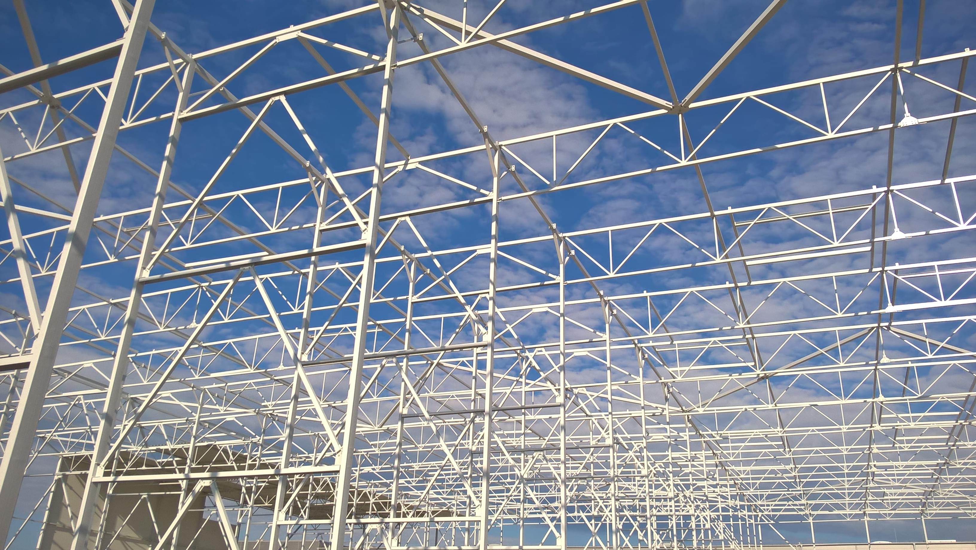 Konstrucja stalowa hali przemysłowej